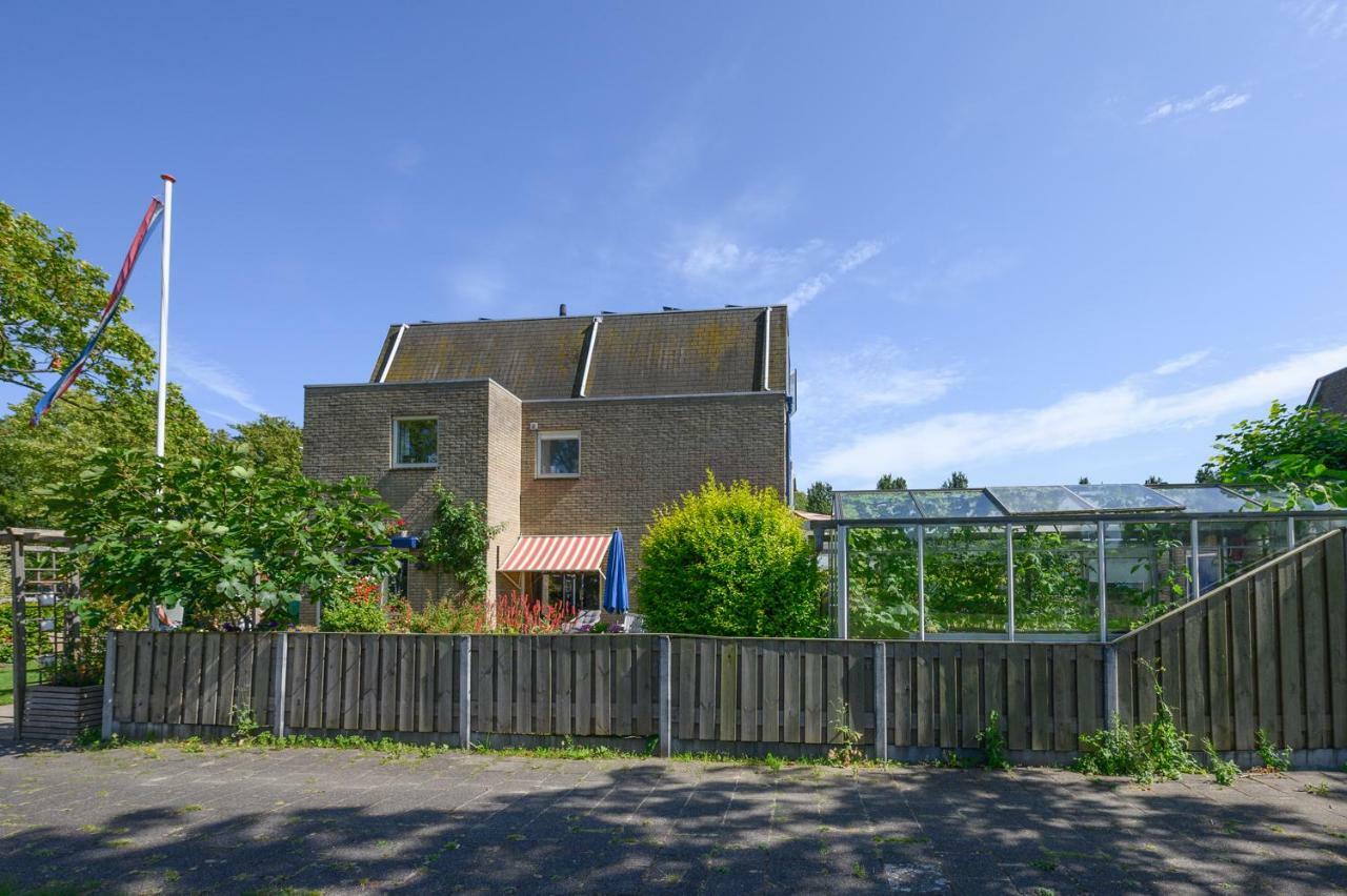 Bed And Breakfast Ineke En John Hoofddorp Bagian luar foto