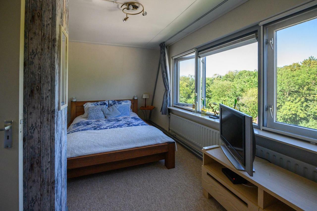 Bed And Breakfast Ineke En John Hoofddorp Bagian luar foto