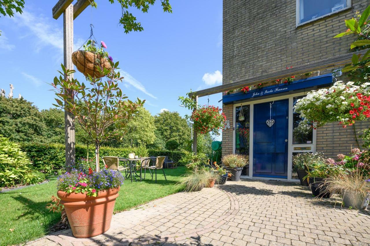 Bed And Breakfast Ineke En John Hoofddorp Bagian luar foto
